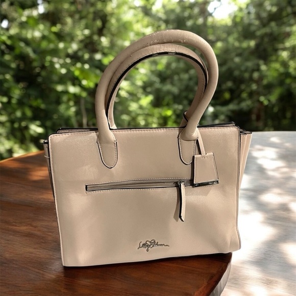 Libby Edelman Purse – Crossbody, Tote, Shoulder Bag, & Satchel Style - Picture 1 of 8